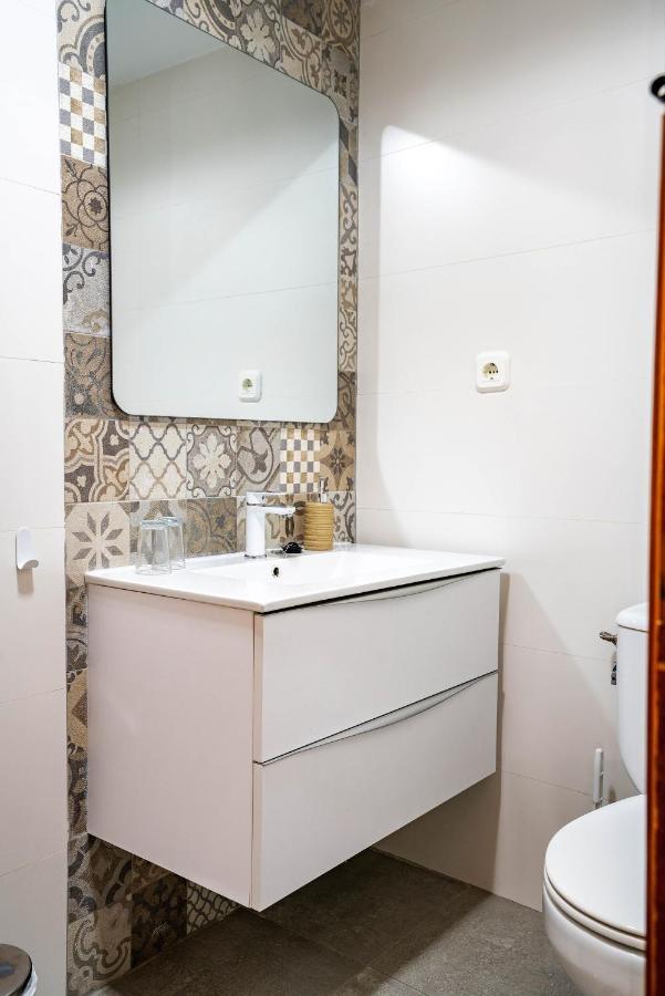 Hostal Plaza De Italia Caces エクステリア 写真