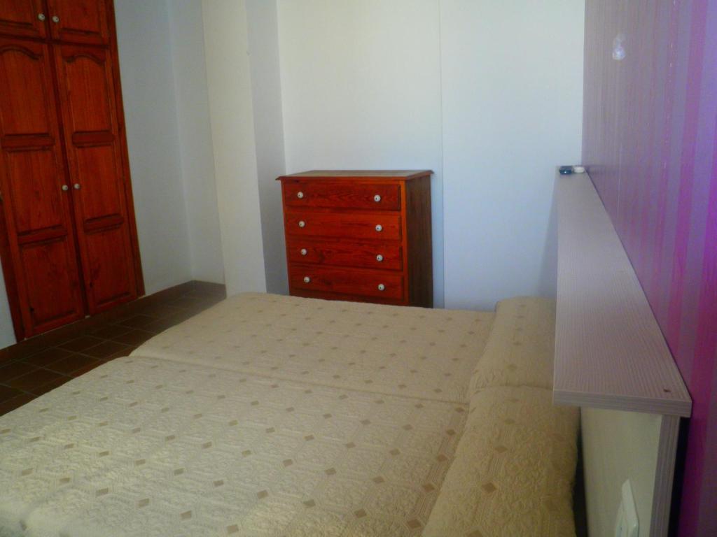 Hostal Plaza De Italia Caces 部屋 写真